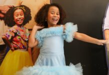 Sabrina Souza, de ‘Mundo da Lua”, da TV Cultura, vence prêmio F5 2025 na categoria “melhor atriz em papel infantojuvenil”