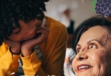 Elo Studios divulga trailer de ‘É Tempo de Amoras’, que estreia em 26 de fevereiro nos cinemas