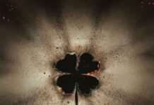 MGM+ divulga primeira arte de ‘The Westies’, drama criminal estrelado por JK Simmons