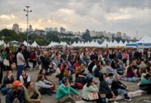 A Feira do Livro 2026 continua sua programação com Pedro Bial e Charles Duhigg nesta segunda-feira (1)
