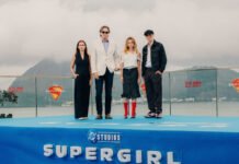Com coletiva de imprensa, ‘Supergirl’ se despede do Brasil após agenda intensa de atividades