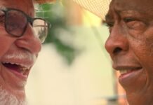 CineSesc abre programação do Palco Giratório com documentário sobre Amir Haddad e Maurício Tizumba