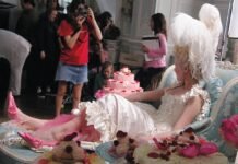 ASSISTA AQUI! MUBI divulga trailer oficial de Making Marie Antoinette, de Eleanor Coppola